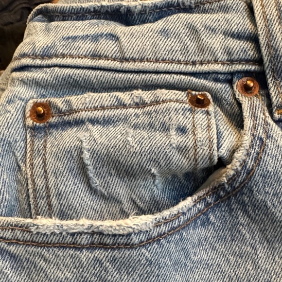 EUC Abercrombie & Fitch Light Denim Jeans The 90’s Straight Ultra High Rise - Picture 12 of 16